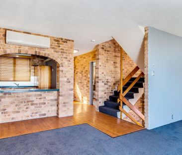 5/6 Memorial Drive, The Hill NSW 2300 - Townhouse For Rent | Domain - Photo 3