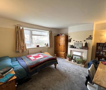 4 bedroom semi-detached house to rent - Photo 4