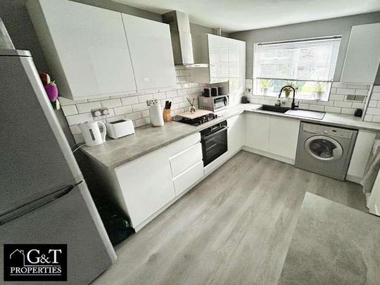 Woburn Drive, Brierley Hill, DY5 - Photo 1