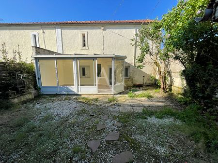 Location maison 3 pièces, 52.00m², Saintes - Photo 5