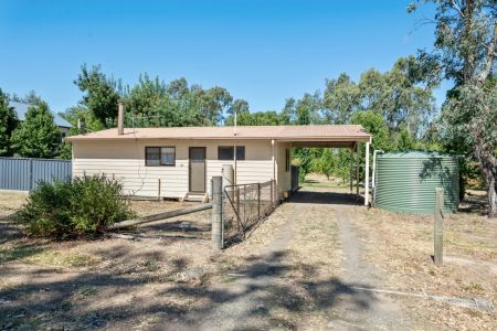 301 Mannes Lane, Axe Creek. - Photo 5