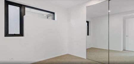 2 bed 1 bath*408 - Photo 3