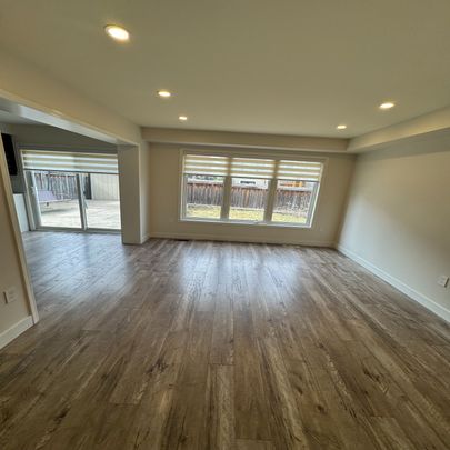 For Lease - 111 Higginbotham Crescent, Milton, Ontario - Photo 1