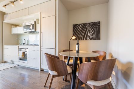 For Lease - 130 Rusholme Road Unit# 202, Toronto, Ontario - Photo 2