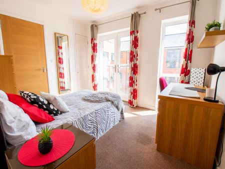 8 bedroom house to rent - Photo 4