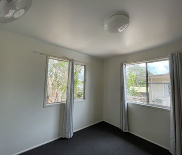 3 BEDROOM HIGHSET HOME IN SLADE POINT - Photo 1