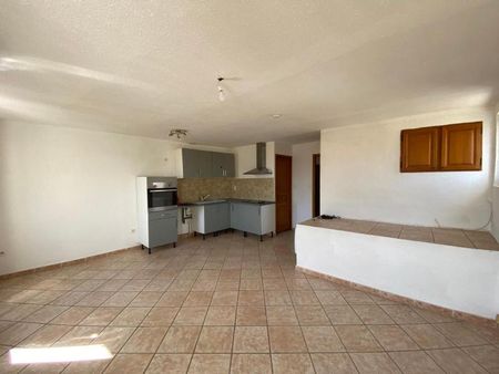 Location Appartement 2 pièces 40m² ST MAXIMIN LA STE BAUME 83470 - Photo 3