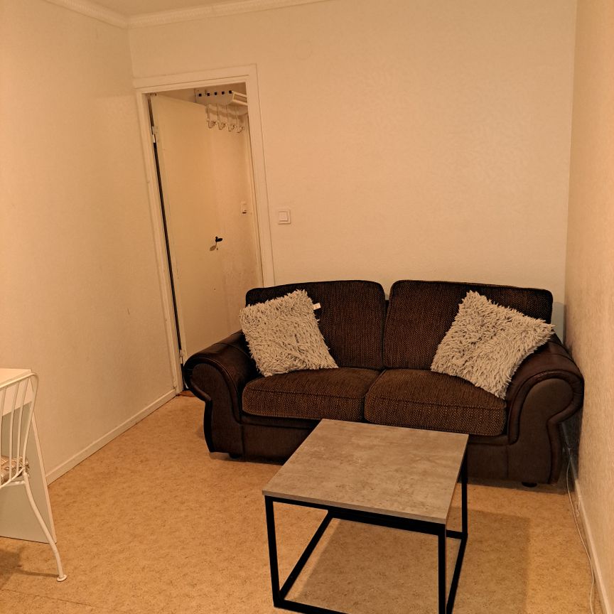 Duvbovägen, Spånga - Foto 1