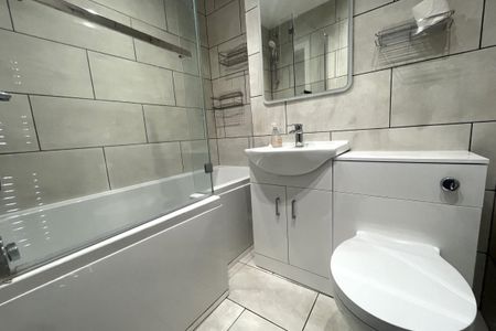 Eastbury Road, WATFORD - Photo 4