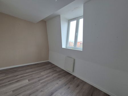 Location Appartement 4 pièces 67m² - Photo 5