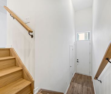 For Lease - 25 Aberfoyle Street, Vaughan, Ontario - Photo 2