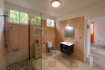 Location Maison 4 pièces 74m² STE ANNE 97180 - Photo 5
