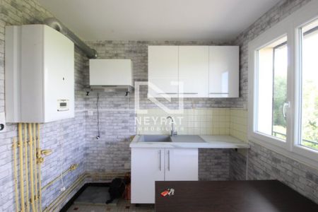Location Appartement 3 pièces 63m² LOUHANS 71500 - Photo 5