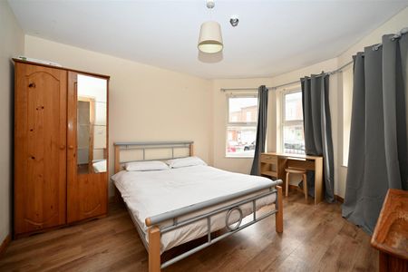 Room Rental 1 34C Edinburgh Street, Belfast, BT9 7DS - Photo 4