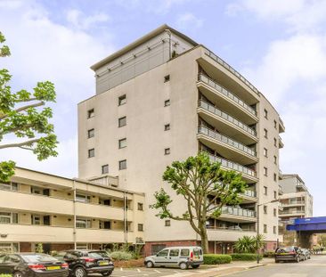 2 bedroom flat to rent - Photo 6