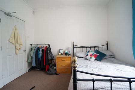 13 The Crescent - Photo 5