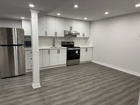 For Lease - 864 Cardington Street Unit# Basement, Mississauga, Ontario - Photo 3