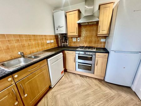 2 bedroom apartment to rent - Photo 3