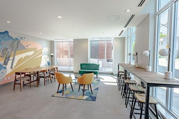 Hintonburg Connection - Photo 1