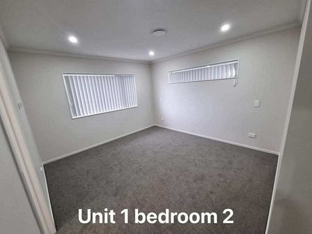2 year old 3BR Townhouse in Glenview - Photo 4