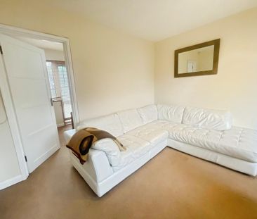 4 bedroom detached house to rent - Photo 5