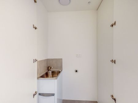 211B/72 Ascot Vale Road, Flemington VIC 3031 - Apartment For Rent | Domain - Photo 3