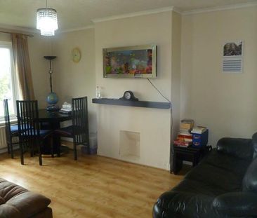 2 bedroom maisonette to rent - Photo 5