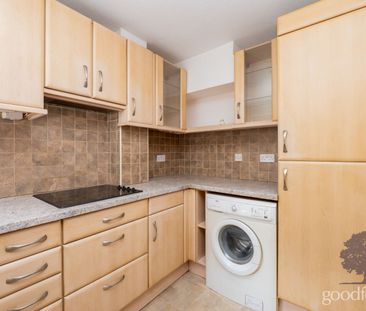 3 bedroom mid terraced house to rent, - Photo 6