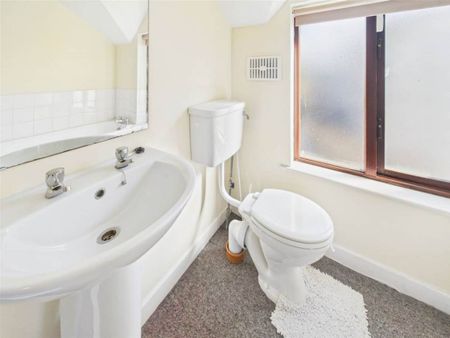 9 Priory Court, Athy, County Kildare - Photo 4