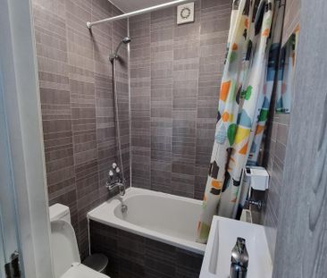 House share to rent - Photo 4