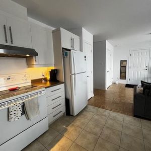 4 1/2 à louer à Saint-Paul près de tous les services - Photo 2