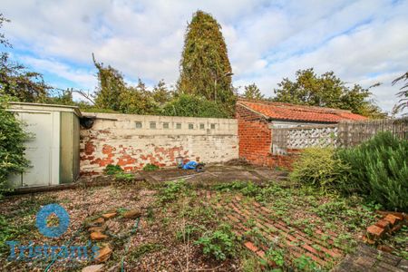 2 bed Semi-Detached House for Rent - Photo 5