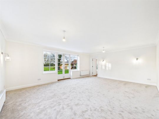 Little St. Marys, Long Melford, Sudbury, Suffolk, CO10 9LG - Photo 1