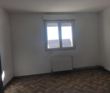 Location Maison 3 pièces 38m² LE CREUSOT 71200 - Photo 2