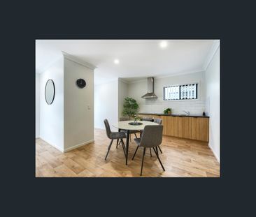 FULLY FURNISHED, DESIGNER STUDIO APARTMENT – BILLS INCLUDED! - Photo 6