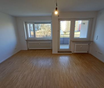 Moderne 2-Zimmer-Wohnung mit Balkon im Hasenbergl - Photo 1
