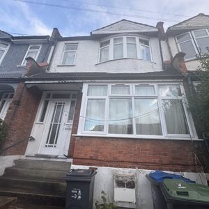 Hythe Road, London, CR7 8 - Photo 3