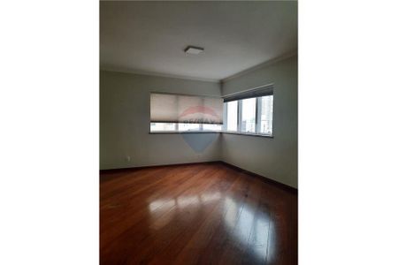 ALUGA apartamento com varanda gourmet!! 3 Suítes, 3 vagas, lazer, andar alto. - Foto 4