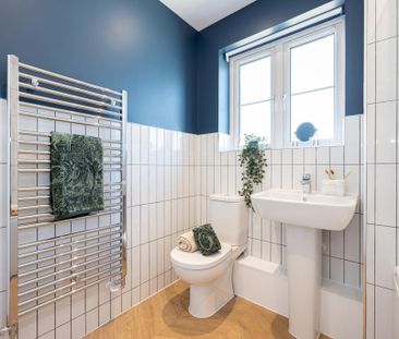 3 bedroom semi-detached house to rent - Photo 5