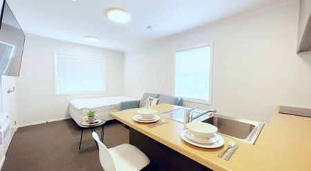 Convenient Crescent Court (90 Day Tenancy Only) - Photo 4
