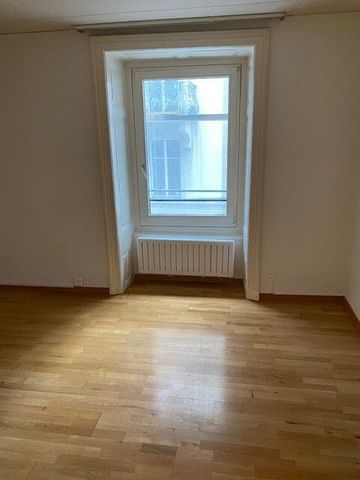 APPARTEMENT DE 3½ PIECES AU CENTRE VILLE , RUE PIETONNE - Foto 4