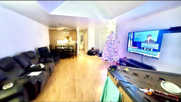 Maison à étages à Sainte-Thérèse - Photo 1