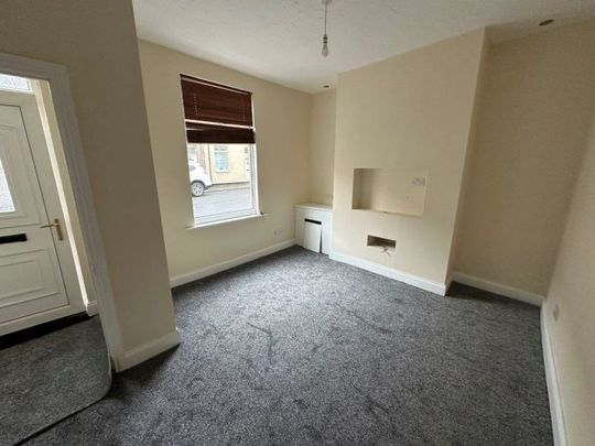 Dickinson Street, Darlington - Photo 1