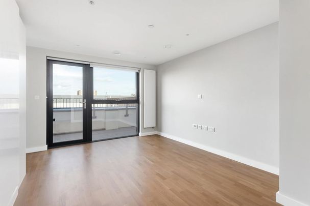 1 bedroom ground floor flat to rent - Photo 1