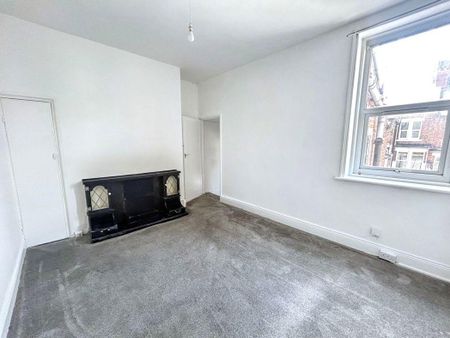 Cambridge Avenue, Whitley Bay, Whitley Bay, Tyne and Wear, NE26 1BA - Photo 5