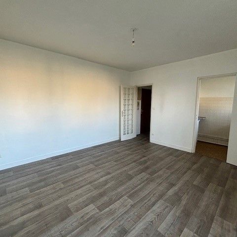 Location Appartement 1 pièce 27m² LE BOUSCAT 33110 - Photo 1