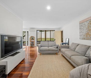 Effortless Living Close to Beaches, Shops & Schools - Photo 4