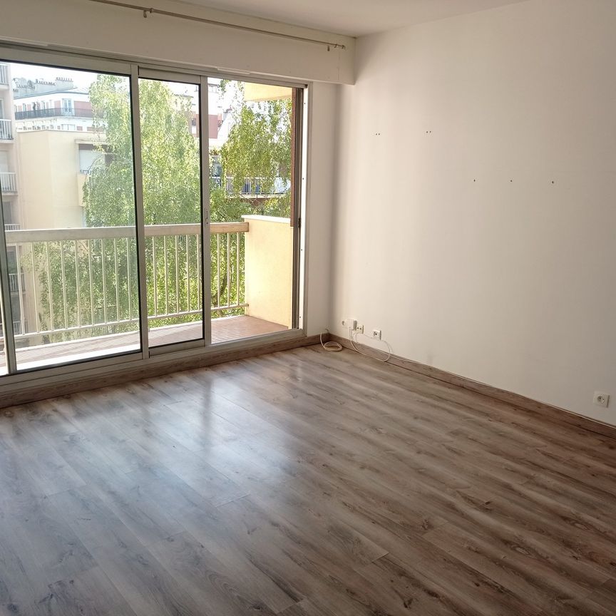 Location Appartement 2 pièces 46m² ASNIERES SUR SEINE 92600 - Photo 1