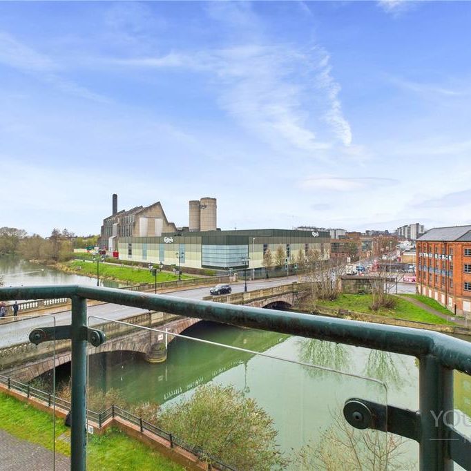 2 bedroom penthouse to rent - Photo 1