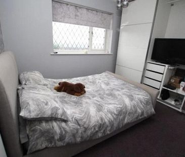 2 bedroom semi-detached house to rent - Photo 3